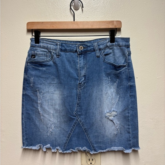 KanCan Dresses & Skirts - Kansan denim skirt size 7 27 waist semi distressed